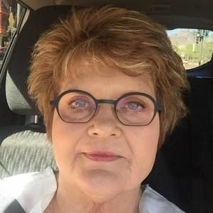 Meet your Posher, Cindy